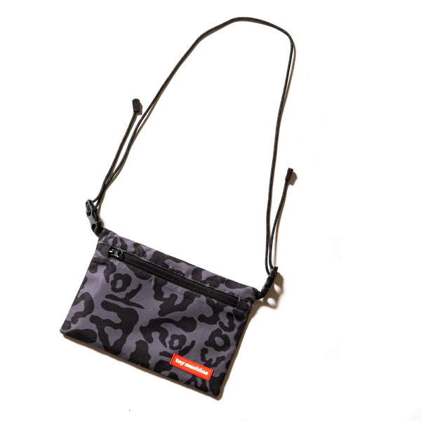 TOYMACHINE CAMO SMALL SHOULDER BAG